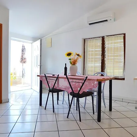 Apartament Antun.2 Povljana